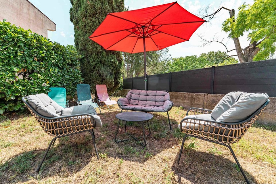 Air-conditioned house with pool sleeps 6 House in Carcassonne
