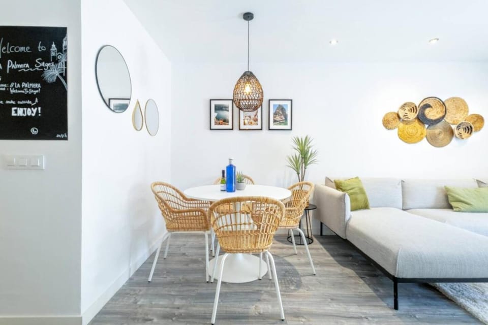 Modern Apartment w jardin - Maria by Palmera Apartment in Sitges
