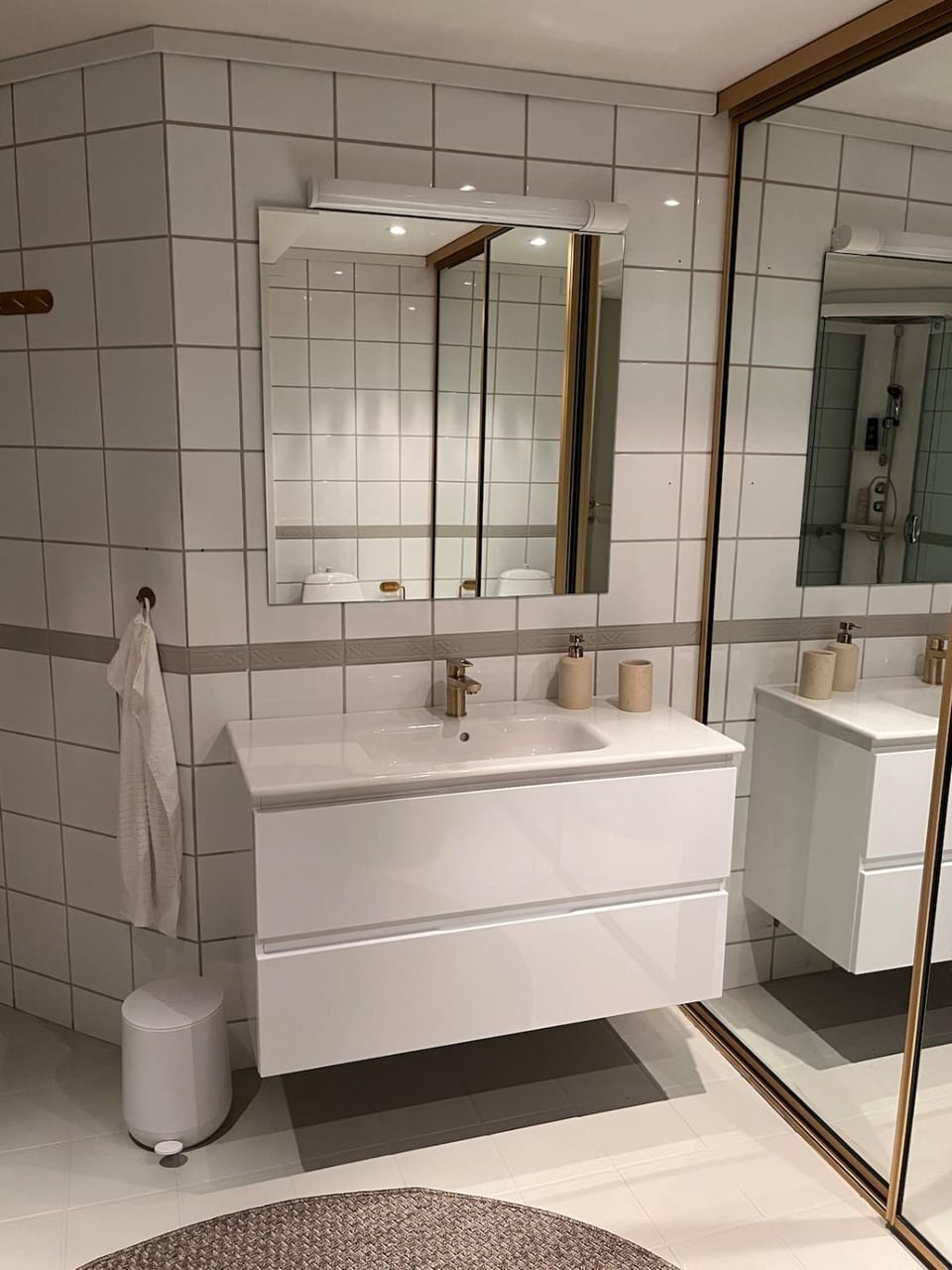 Stor familieleilighet i sentrum med solrik balkong Apartment in Norway