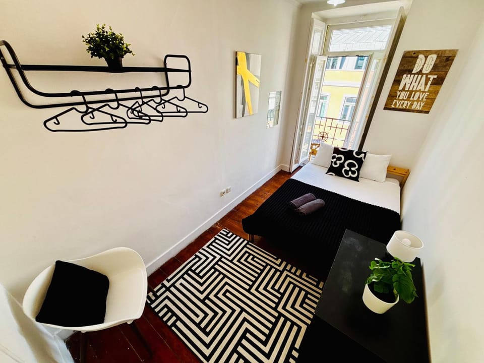 New flats Marques de Pombal, high standard Apartment in Lisbon