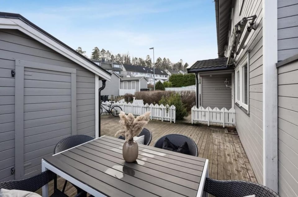 ModernTownhouse Near Oslo,Fjord,Marka,All Day Sun House in Viken, Norway