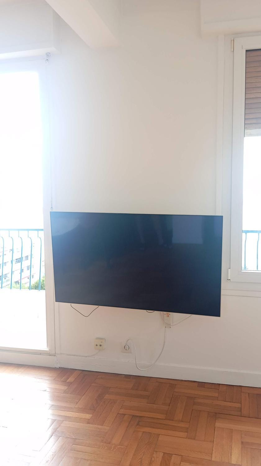 Communal lounge/ TV room