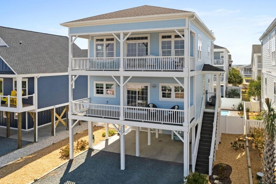 Isle Be There 227 Gerda Ave home House in Holden Beach