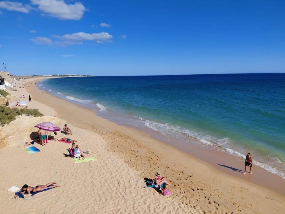 Casa Bentley Apartment in Praia de Armação de Pêra