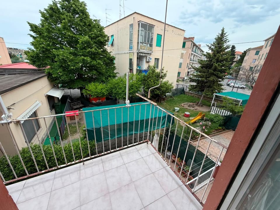 Property building, Balcony/Terrace