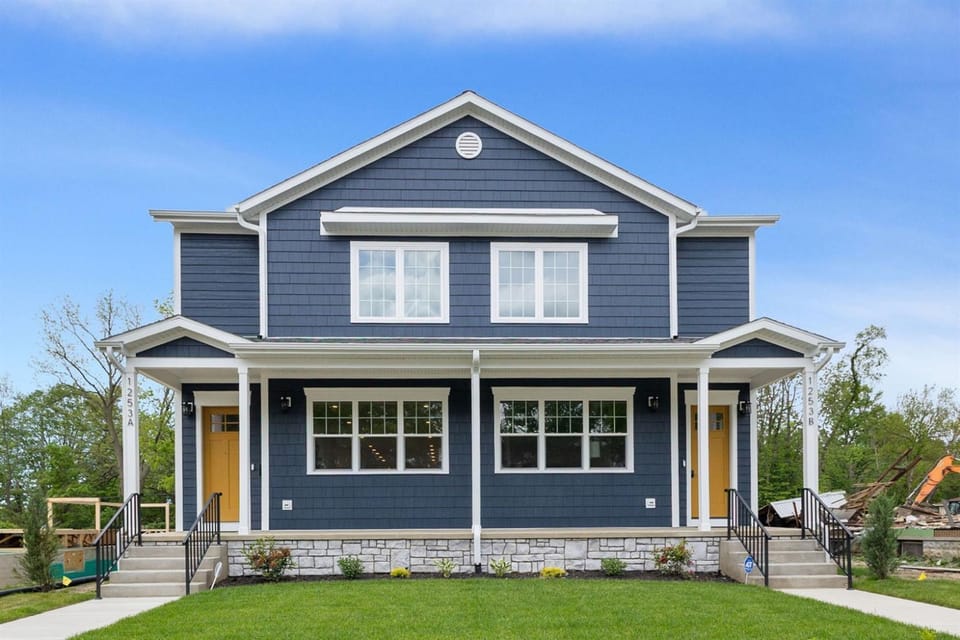Property building, Facade/entrance