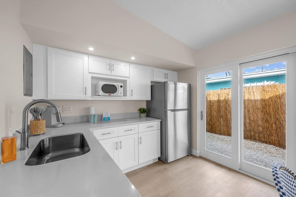 Sea Glass Cottage Apartment in Cocoa Beach