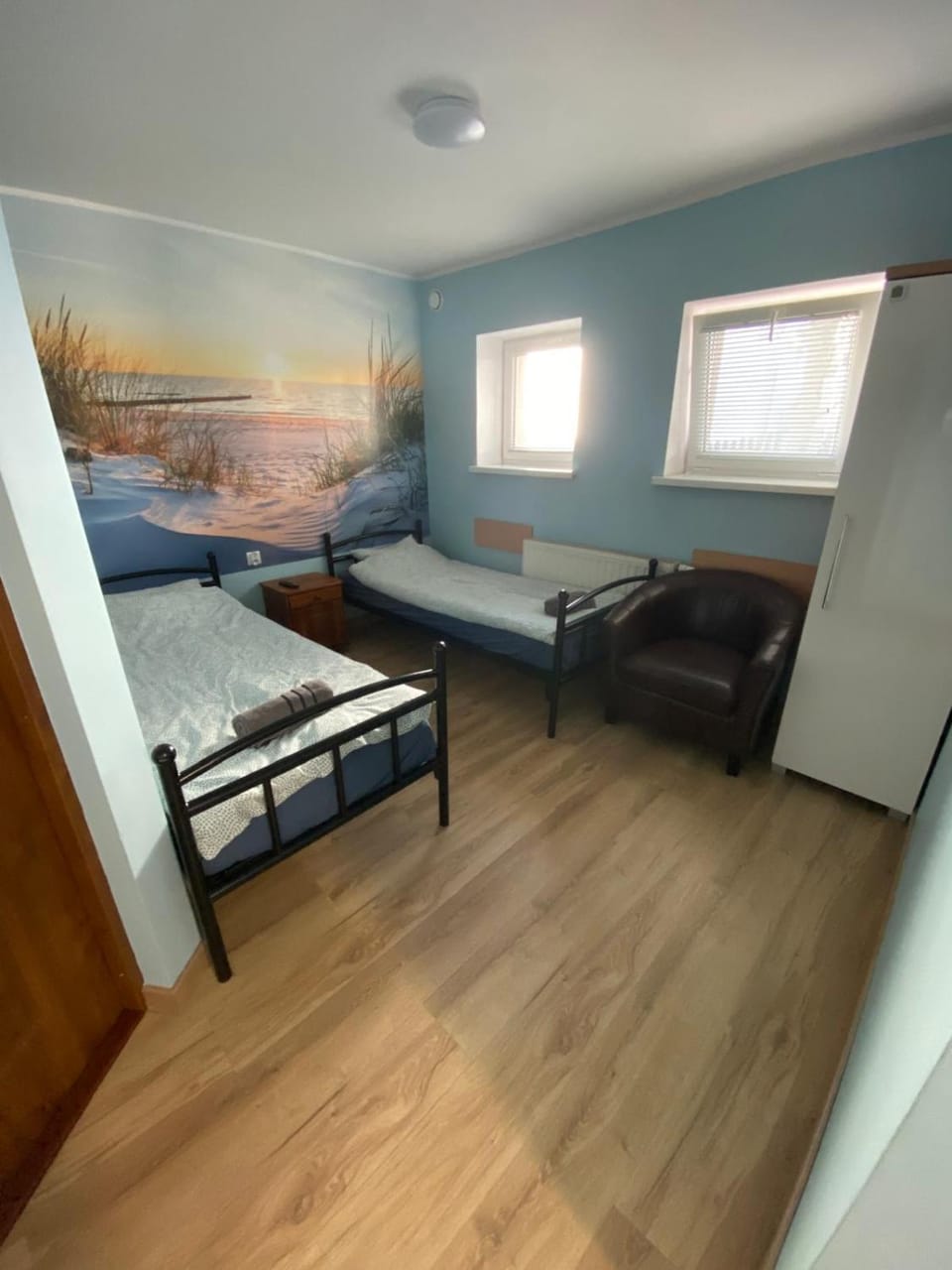 Sisters Rent Apartment in Greater Poland Voivodeship