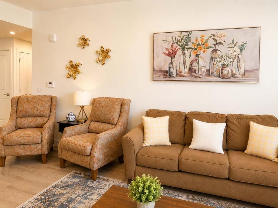 Chic Downtown 2BR w Free Parking Near Delta Center Apartment in Salt Lake City