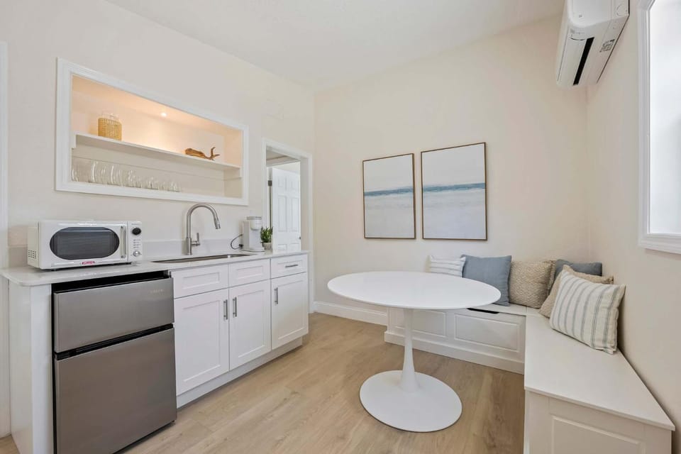 Driftwood Den Apartment in Cocoa Beach