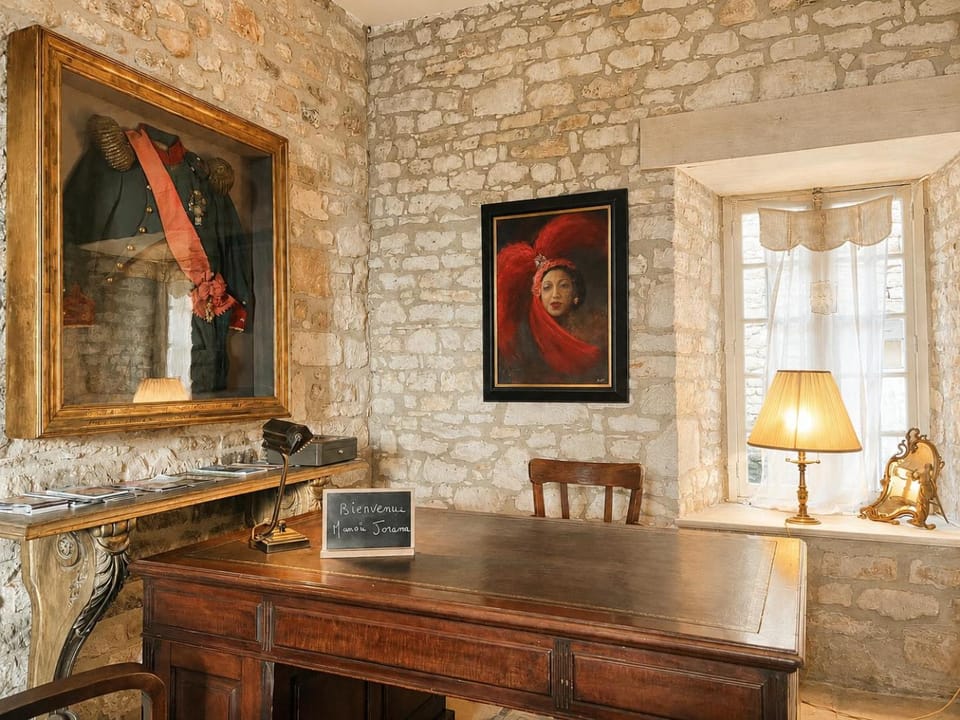 Manoir Jorama - ancien musée de Joséphine Baker Bed and Breakfast in Nouvelle-Aquitaine