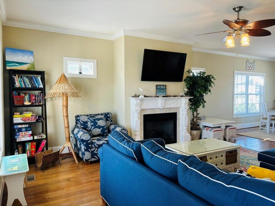 Blue Pelican 878 Ocean Blvd West home House in Holden Beach