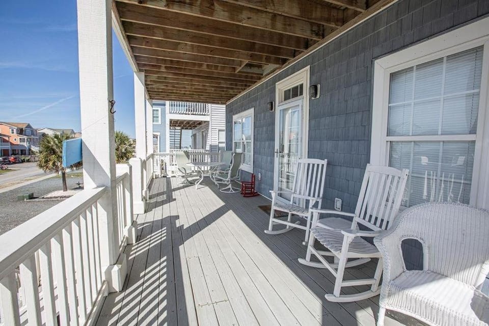 Blue Pelican 878 Ocean Blvd West home House in Holden Beach