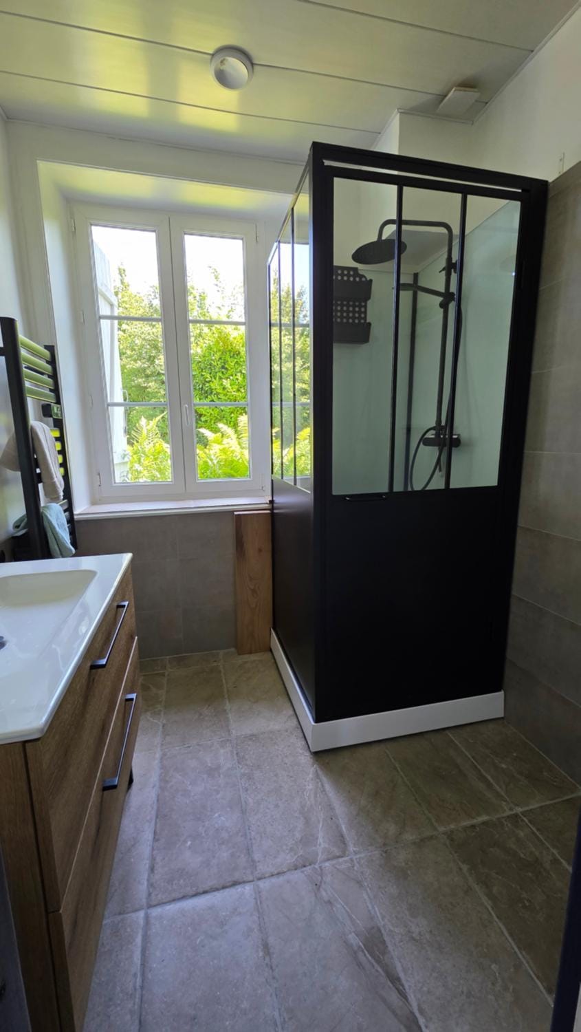 Shower, Bathroom