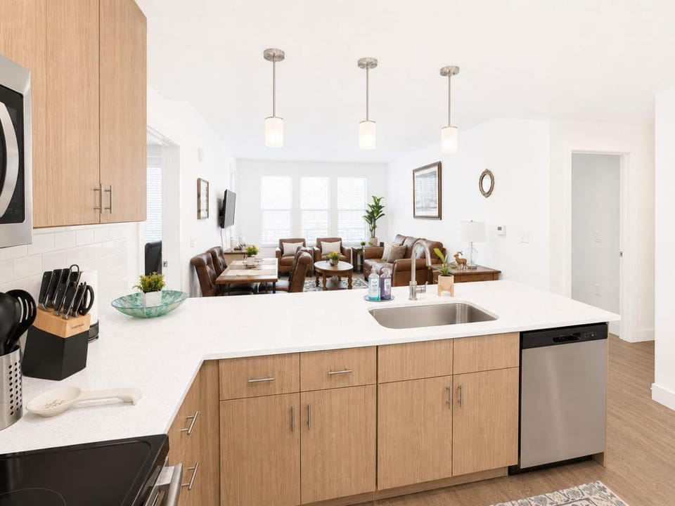 Downtown SLC Retreat - Gym Workspace & Parking Apartment in Salt Lake City