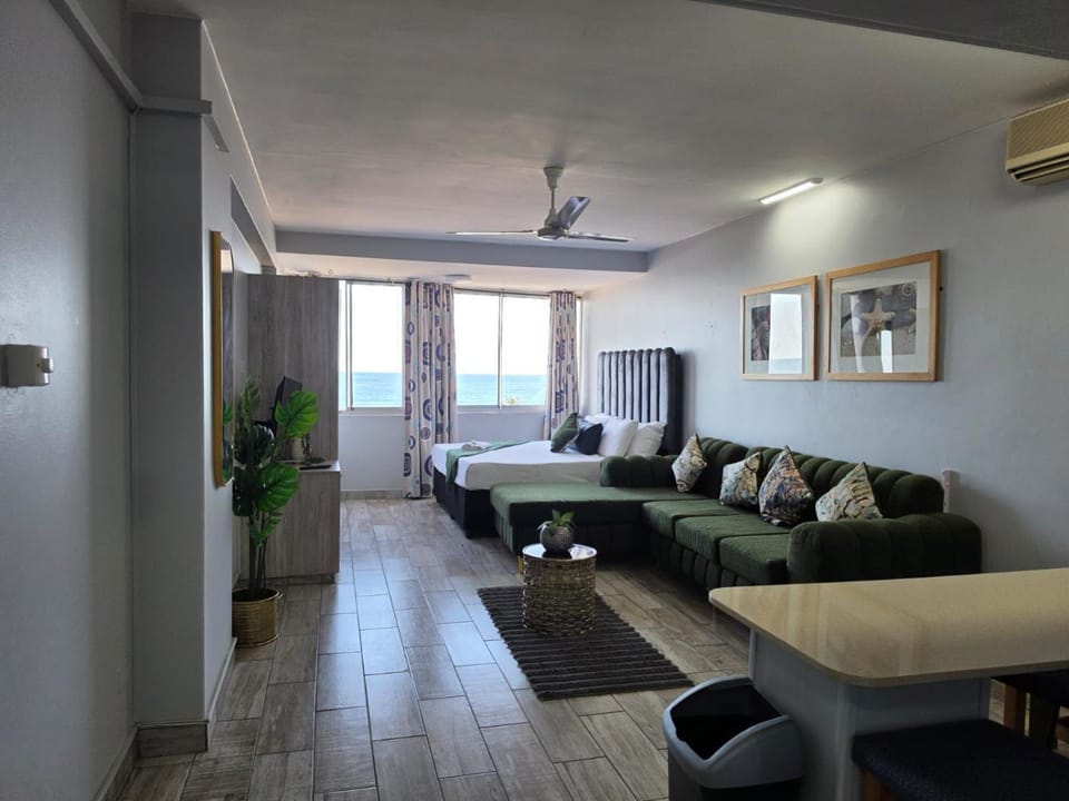 Shaka Shores Green 4A Apartment in Durban