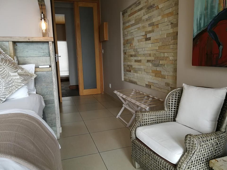 Seating area, Bedroom