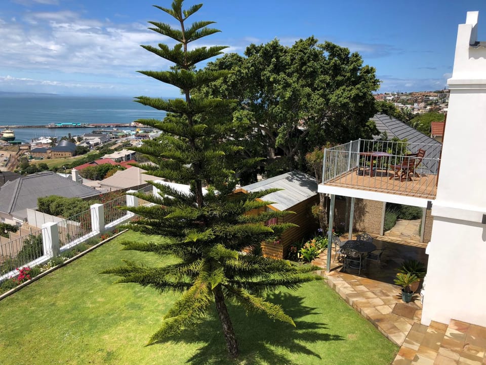 Garden, Balcony/Terrace, Sea view