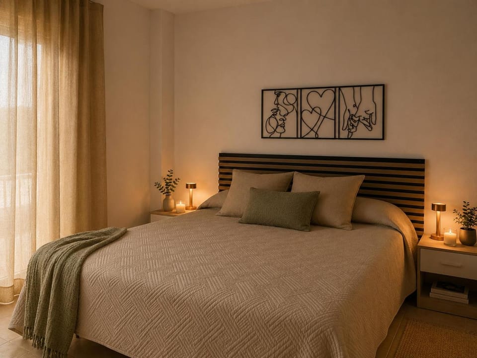 Bed, Photo of the whole room, Bedroom