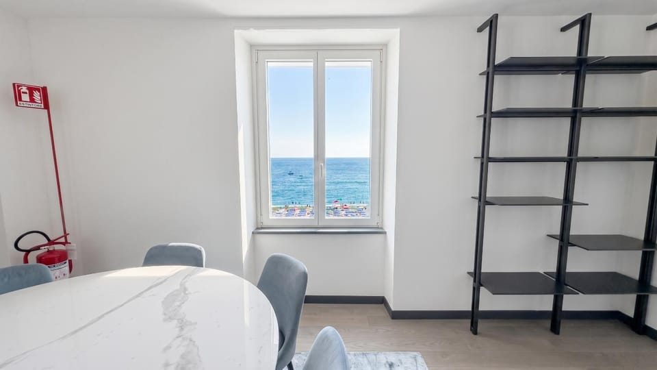 SeaFrontBonassola Apartment in Bonassola