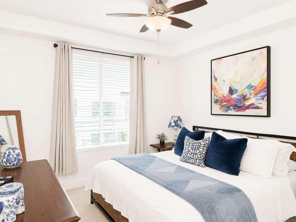 Stylish 3BR 2BT Retreat with Parking Near Temple Sq Apartment in Salt Lake City