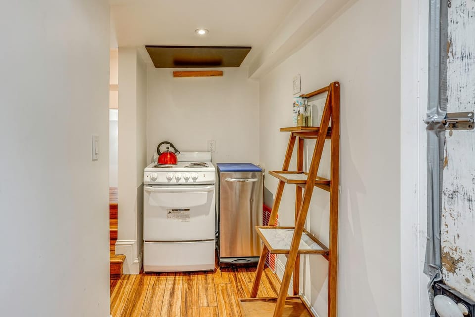 Hike, Golf & Explore: Extended Stay in Camp Meeker Apartment in Camp Meeker