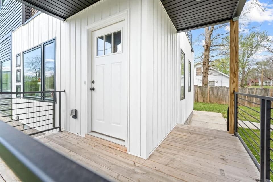 Renovated 2BR Home Near Dwntn & APSU House in Clarksville