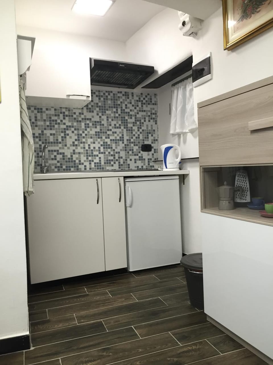 Kitchen or kitchenette, Decorative detail, stove
