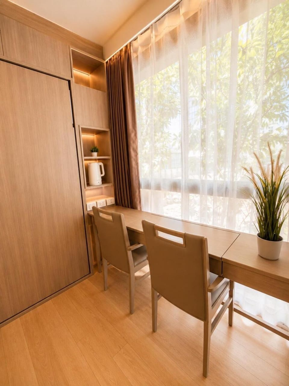 Thonglor Comfort Suite next to BTS Apartment in Bangkok