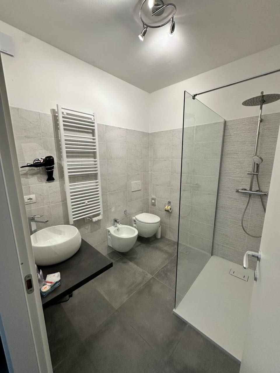 Shower, Bathroom