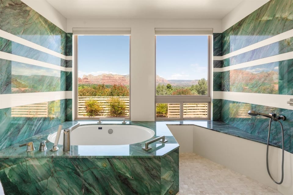 Hot Tub, Bathroom, Mountain view