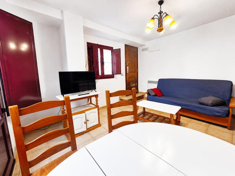 R2R- Apartamentos Rosa de los Vientos Cudillero - Timón 306B1 Apartment in Cudillero