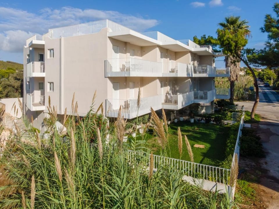 PJ Properties Studio Near Temple of Poseidon Sounio Apartment in Decentralized Administration of Attica