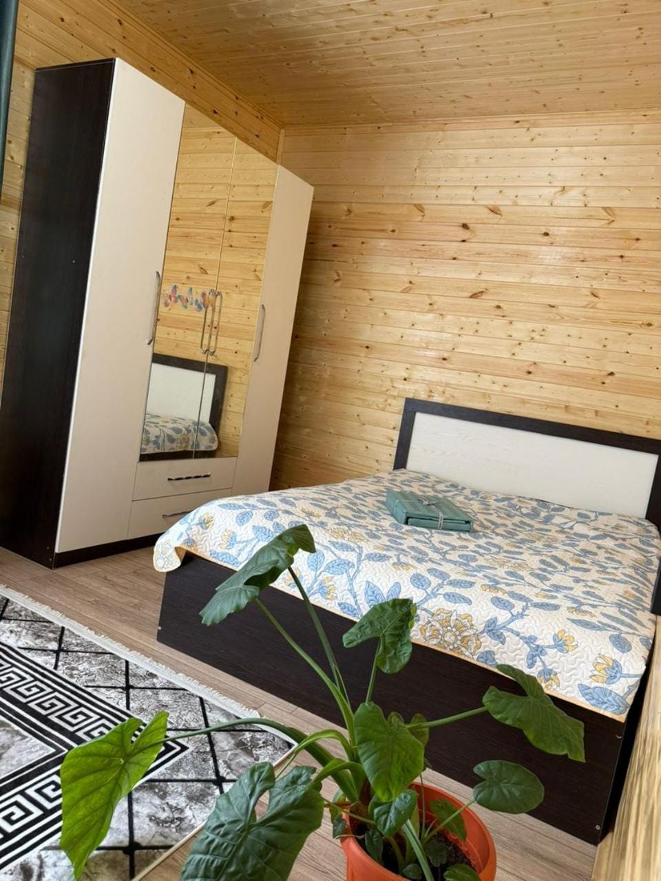 Сымбат Хаус Bed and Breakfast in Almaty Region, Kazakhstan