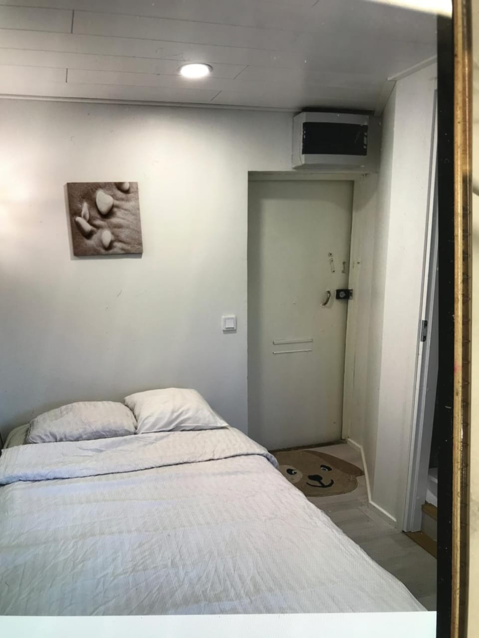 Wooden house apartment 1 km from river Apartment in Turku