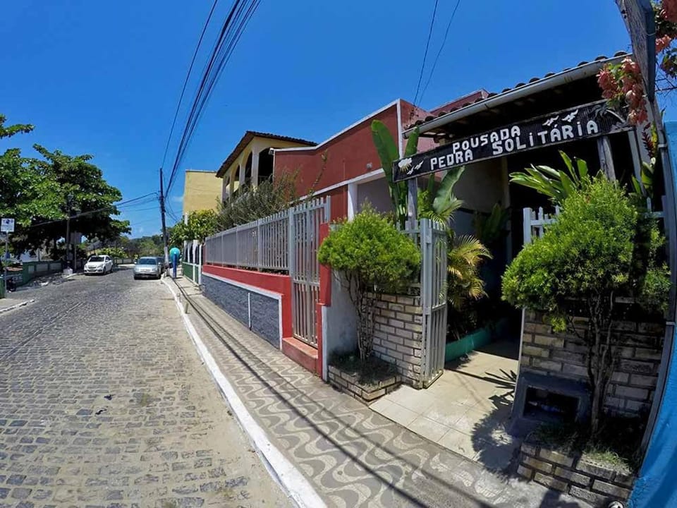 Facade/entrance, Day, Neighbourhood, Street view