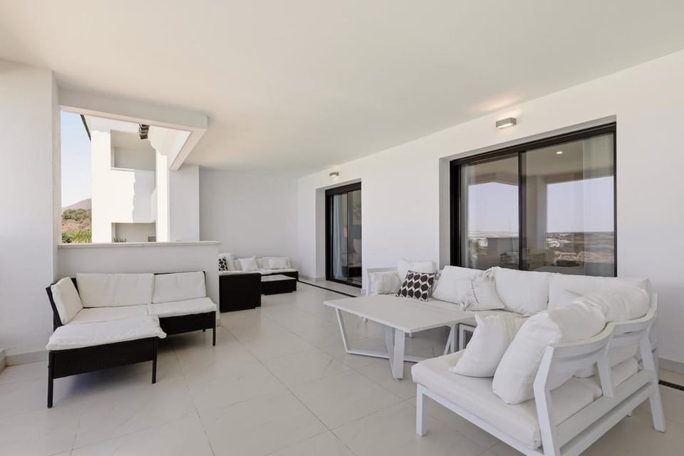 3 Bedroom Flat, Pool & Sea Views at Estepona Hills Apartment in Costa del Sol
