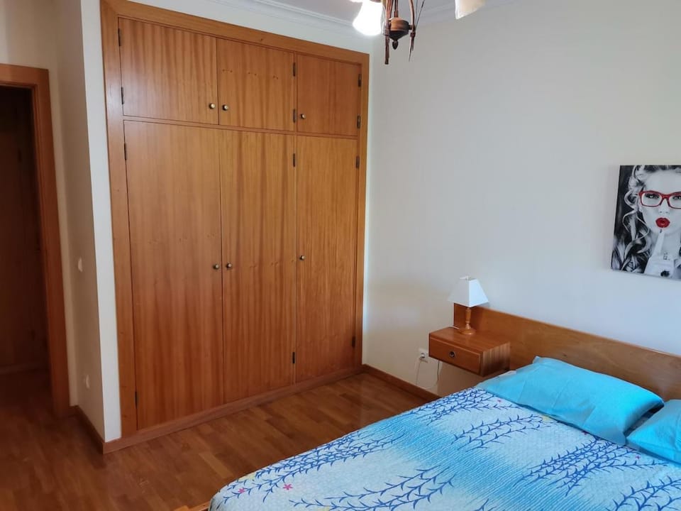 Apartamento Pereira Apartment in Vila Praia de Ancora