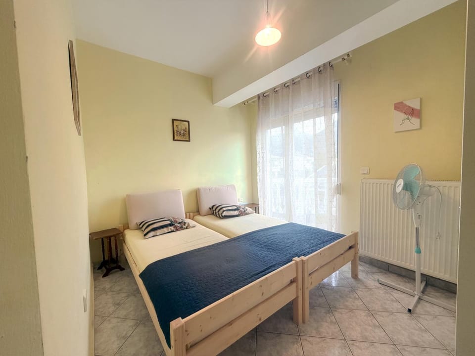 Balcony/Terrace, Photo of the whole room, Bedroom, furniture