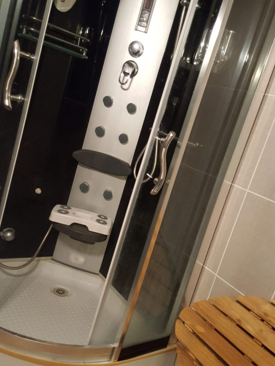 Shower, Bathroom