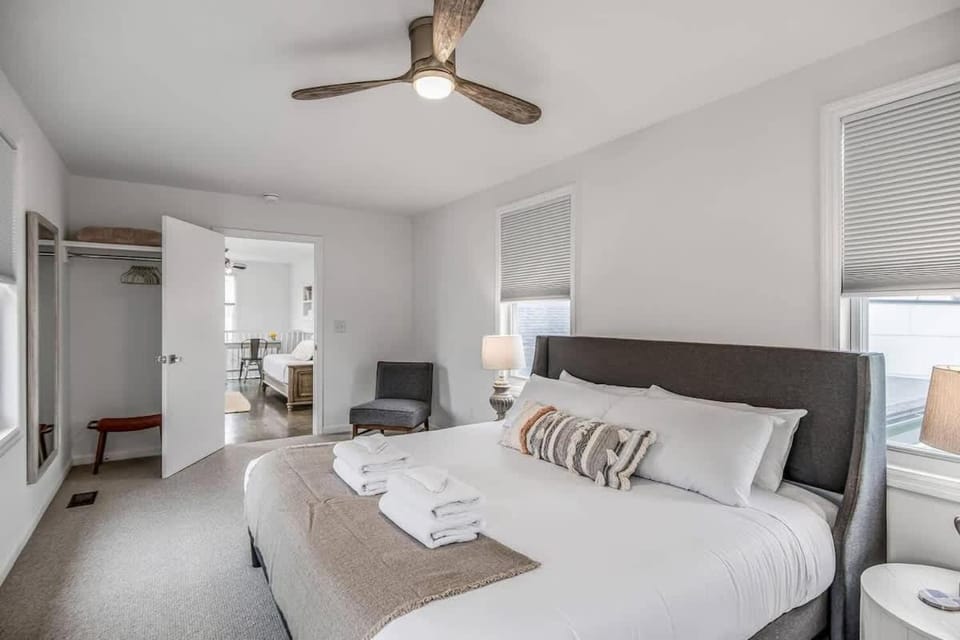 Charming Spacious Home - 10 mins to Downtown House in Berry Hill