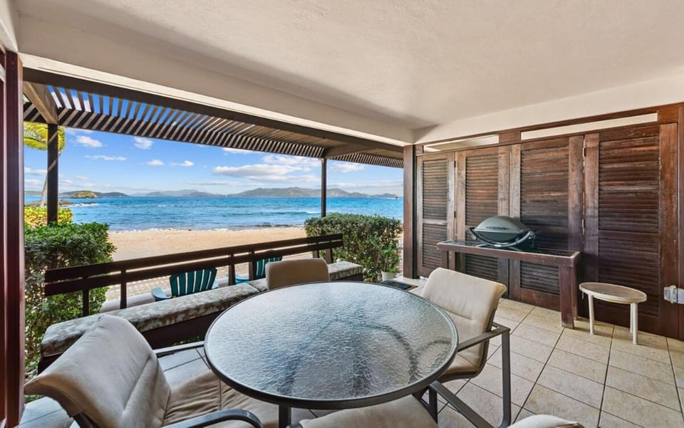 Sapphire Beach Great View Ground Floor Generator Apartment in Virgin Islands (U.S.)