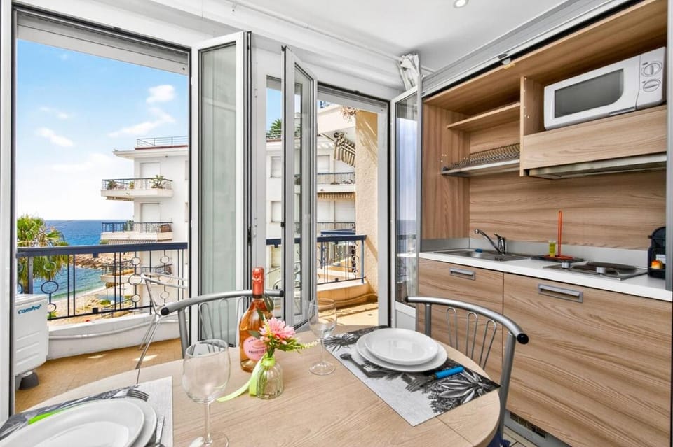 Séjour cosy à Menton Borrigo Apartment in Roquebrune-Cap-Martin
