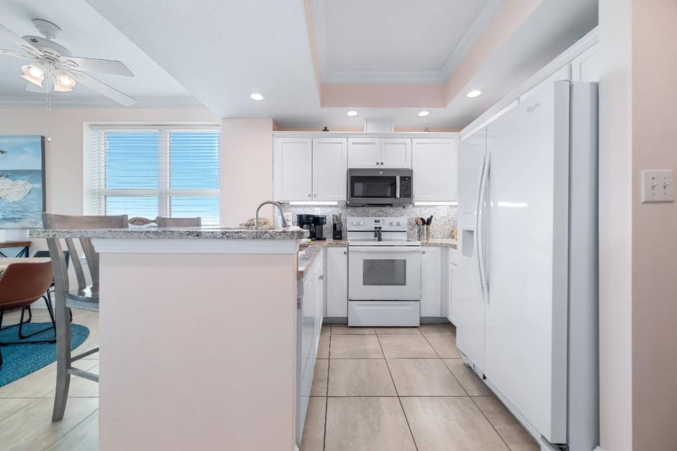 Crystal Shores 1307 House in West Beach