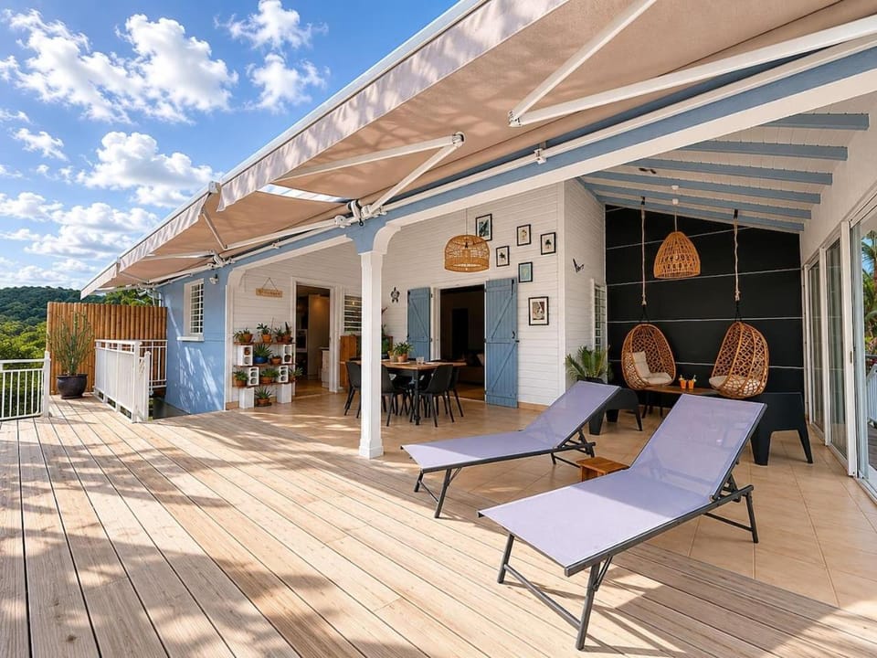 Villa Inalya - Piscine, Vue Mer, Jardin Tropical Villa in Petit-Bourg