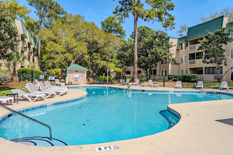 Beachfront Resort Villa Pool Steps to the Sand Apartment in Hilton Head Island
