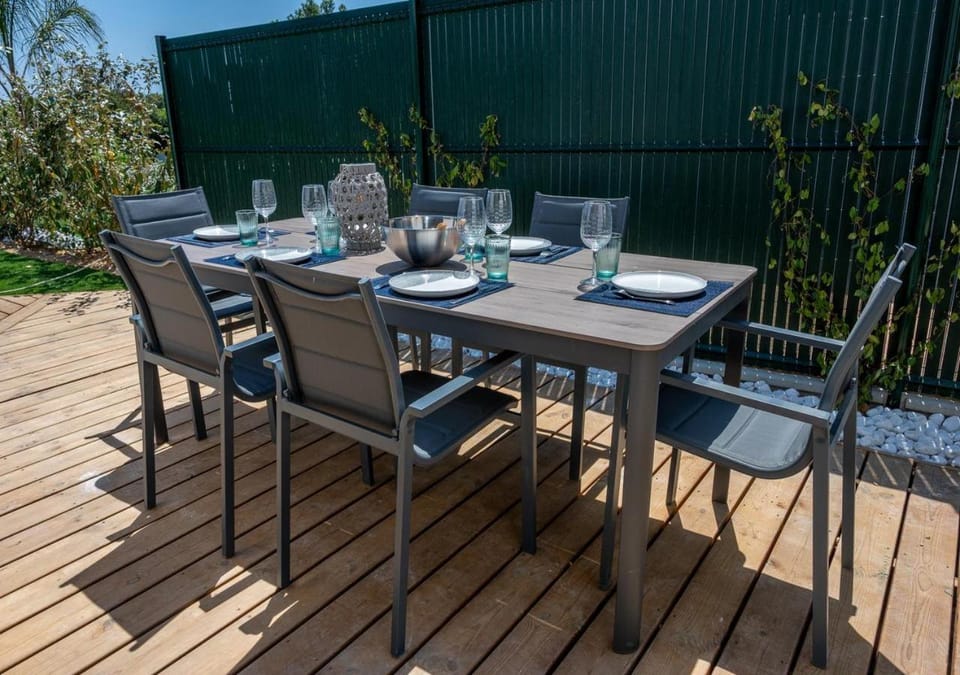Patio, Day, View (from property/room), Balcony/Terrace, Dining area
