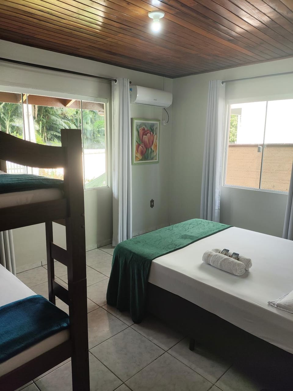 Bed, Bedroom, bunk bed