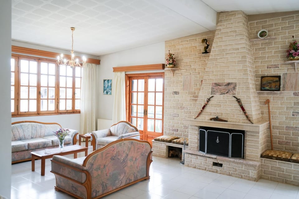 Living room, fireplace