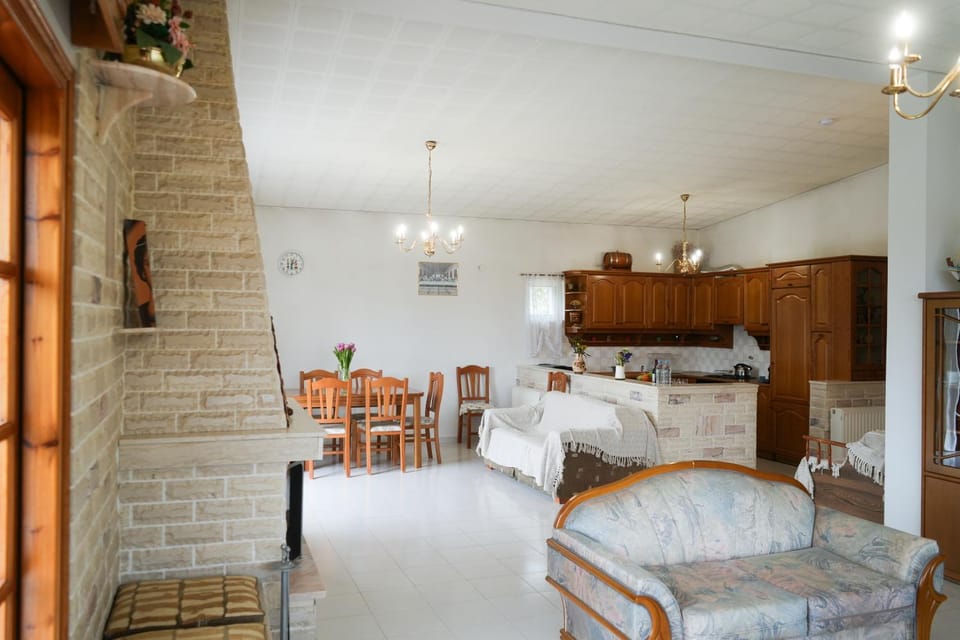 Living room, kitchen